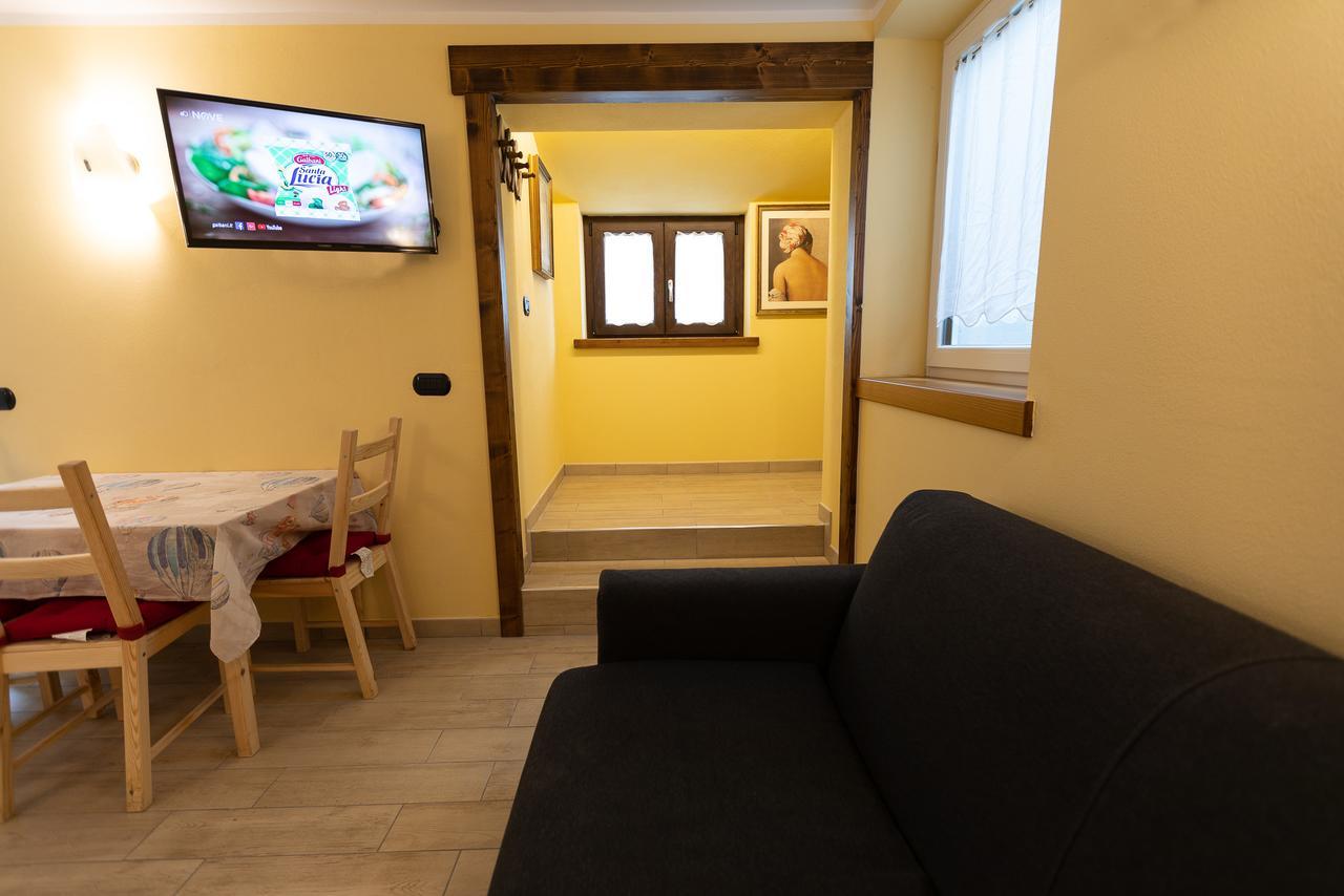 Pianeta Oro Apartments リヴィーニョ エクステリア 写真