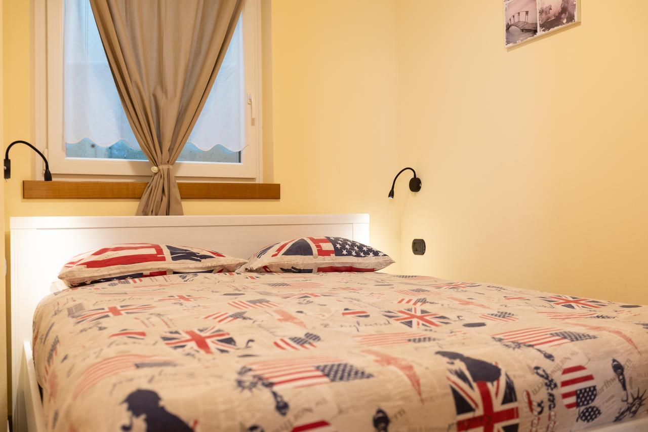 Pianeta Oro Apartments リヴィーニョ エクステリア 写真